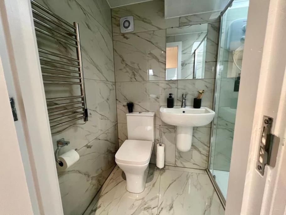 New 2 Bed Preston City Centre Flat - Sleeps 4 Exterior foto